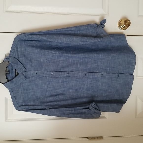NWOT Banana Republic Ladies Blouse ~ Classic Fit - Picture 1 of 6